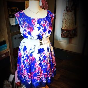 YELLOW STAR BY MODCLOTH BEAUTIFUL FLORAL SUMMER DRESS SIZE 3X